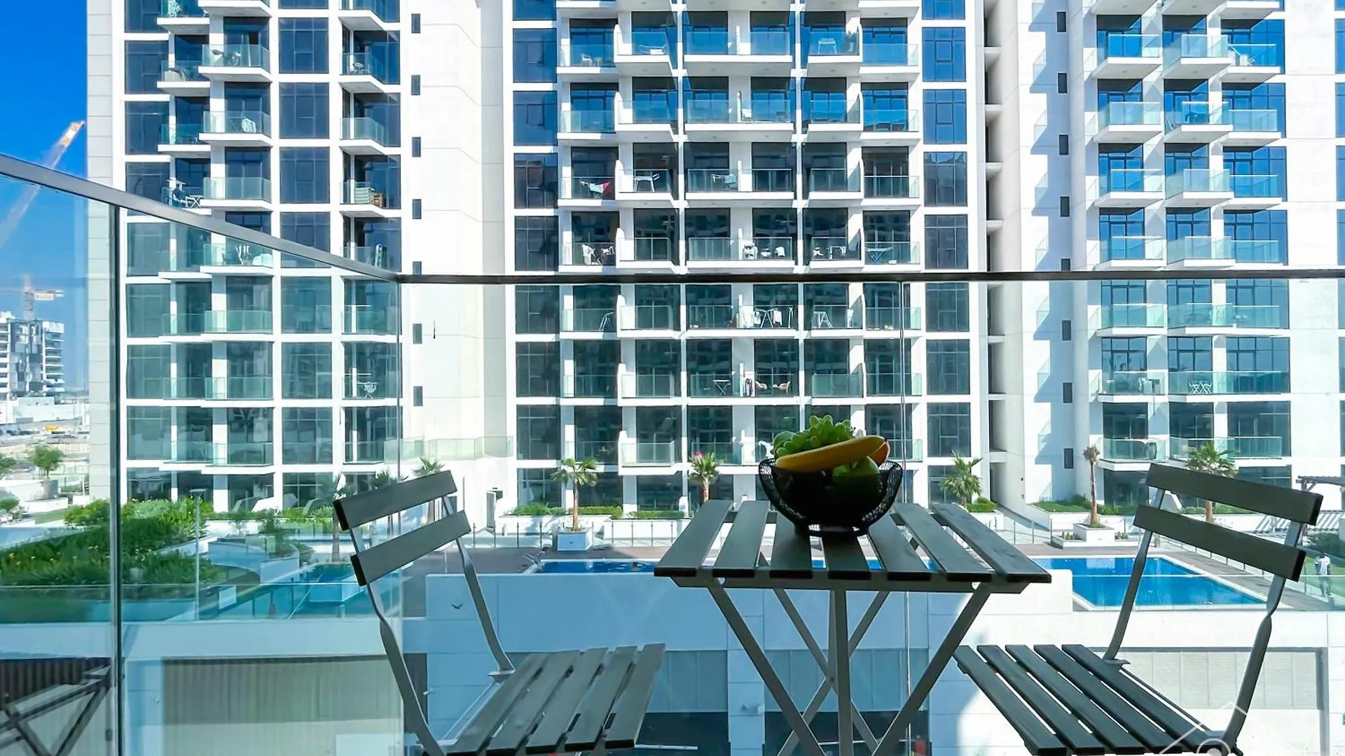 Urban Charm Studio With Balcony In Riviera Dubai Appartement